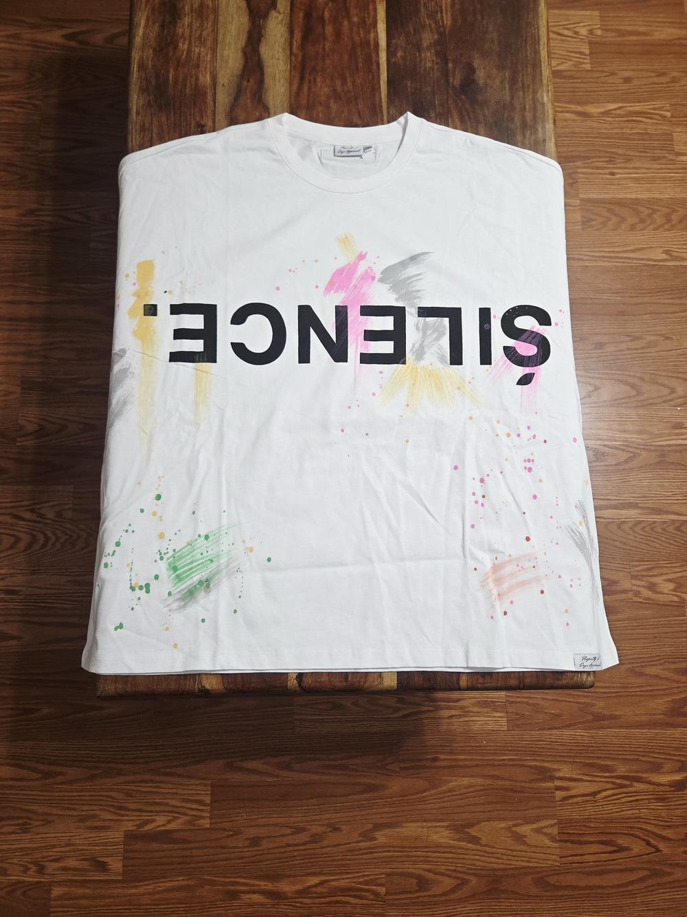 Onyx Apparel Men's White "Silence" Paint Splatter Tee. Size 2X-Large